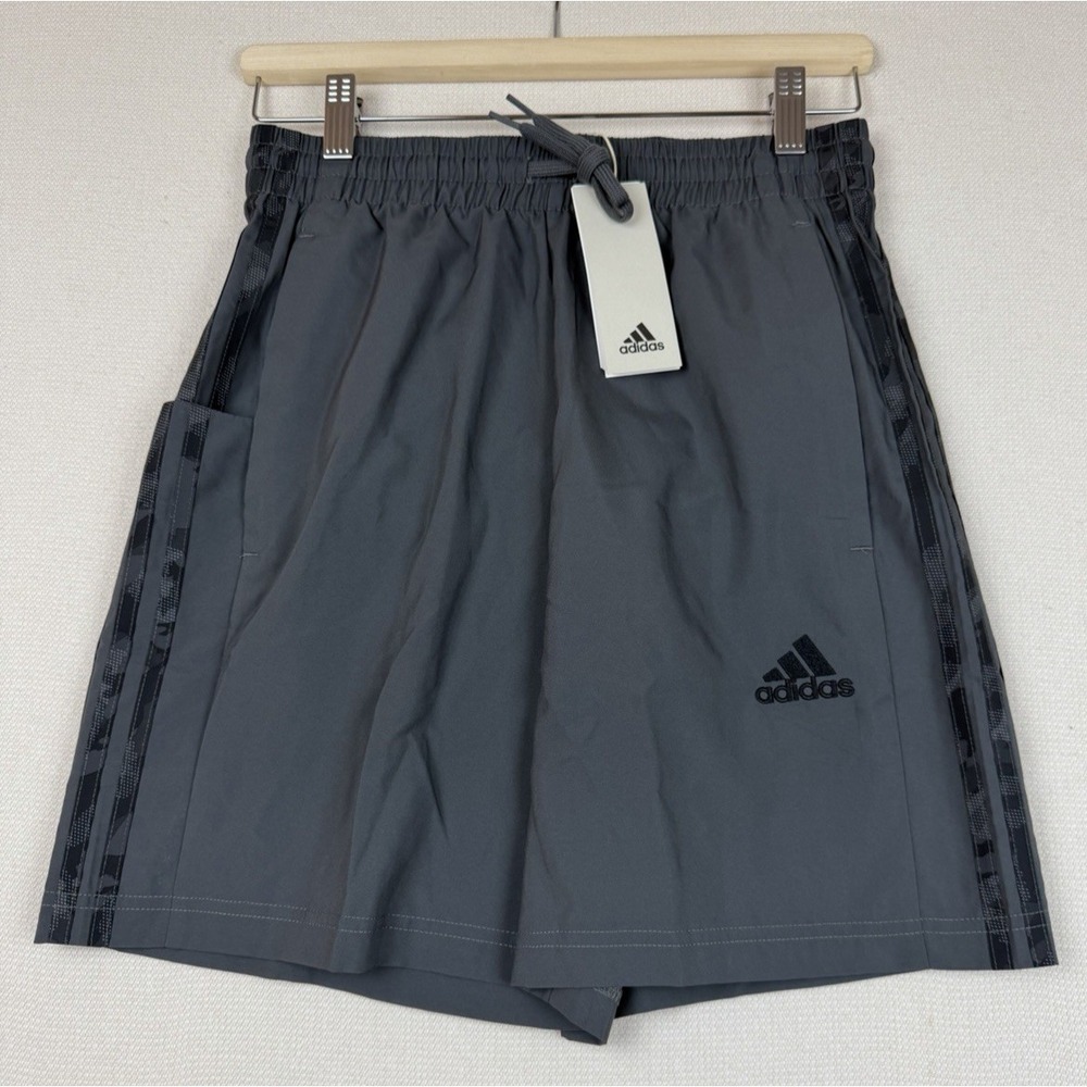 NEW Adidas M 3S Chelsea Shorts Mens‎ Small Grey Five Black 3-Stripes Camo IC1494